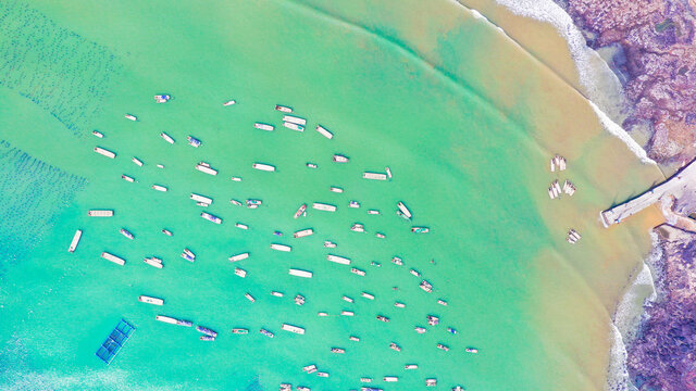 海岛海景海湾黑礁石