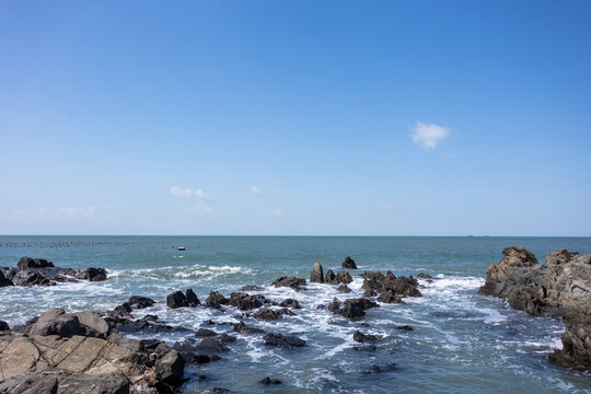 海边海洋大海礁石