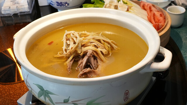 干笋老鸭汤