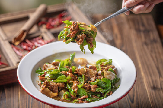 辣椒炒肉