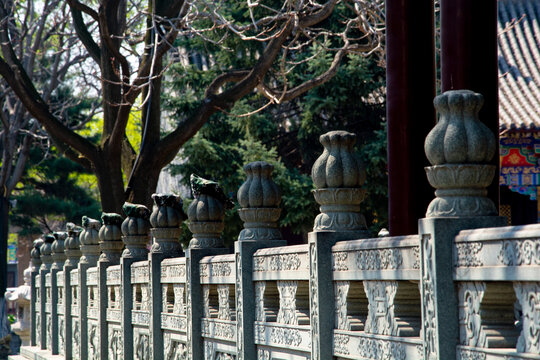 古雅中式石栏杆园林景致