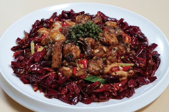 美味诱人的川味辣子鸡