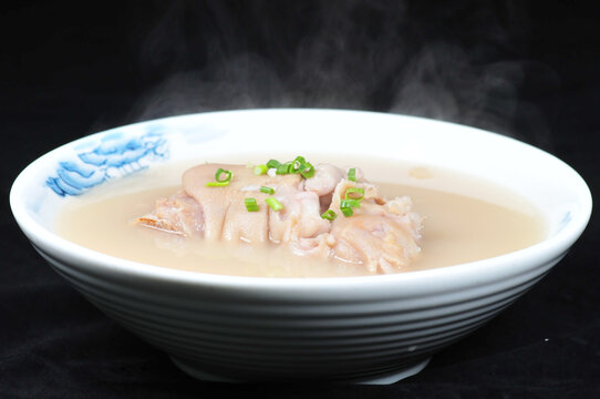 芸豆蹄花汤