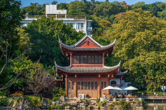 福州黎明湖公园中式古亭