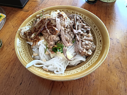 item.picName