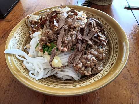 过手米线