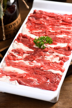 现切羊腿肉