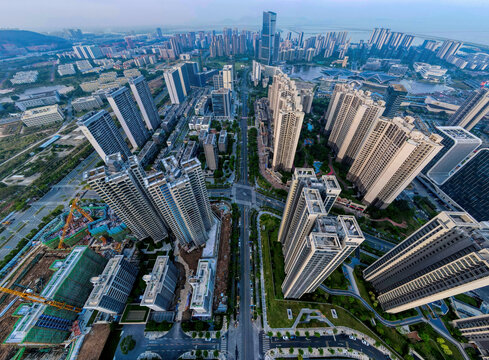 都市高楼林立的航拍景象
