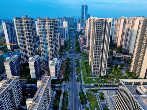 俯瞰现代都市高楼林立景象