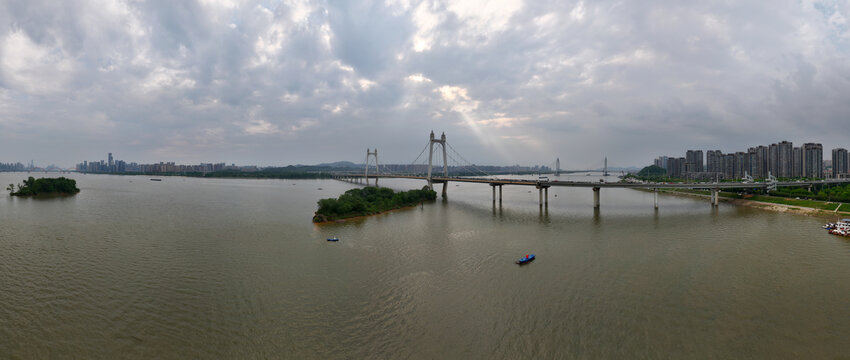 长沙三汊矶大桥全景