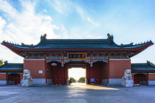 上海交通大学