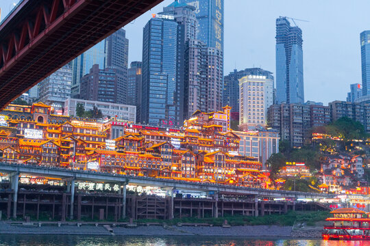 重庆洪崖洞夜景与城市风光