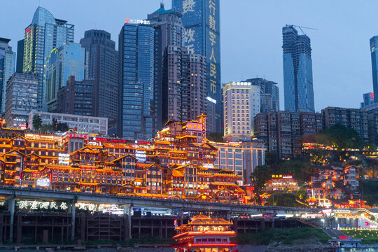 重庆洪崖洞夜景璀璨风光
