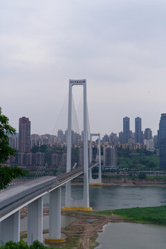 城市跨江大桥壮丽景观