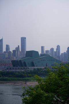 重庆大剧院建筑与城市天际线