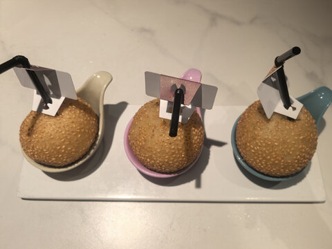 禄运椰汁金球杯