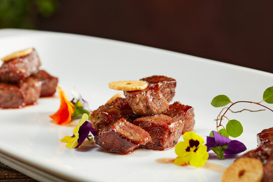 脆蒜香煎牛仔肉