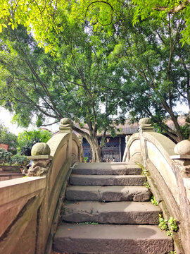 四川省叙永县春秋祠桥上石阶