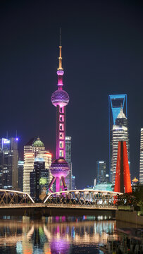 东方明珠塔