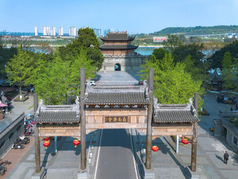 四川泸州东门口