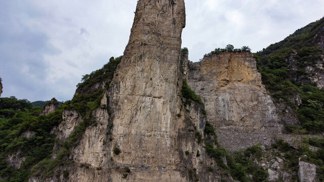 新乡关山风景