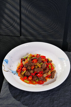 香芹炒牛肉