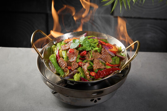 干锅辣子牛肉