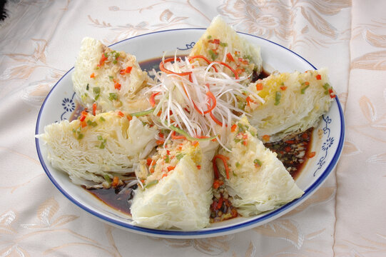 粉丝蒸白菜