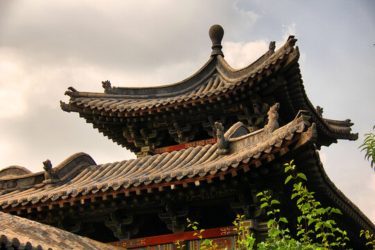 中式古建筑屋顶一角