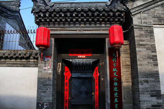 大同古城中式传统门景