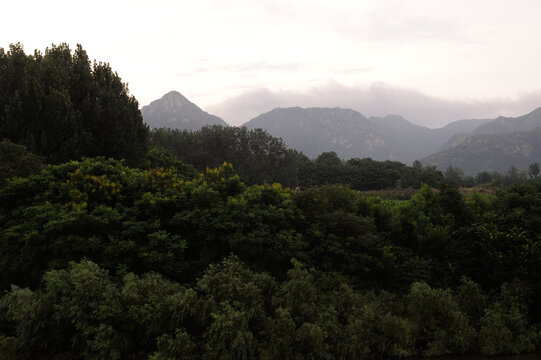山岭