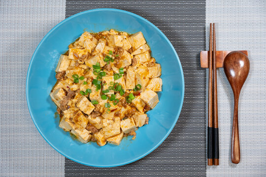 一盘麻婆豆腐