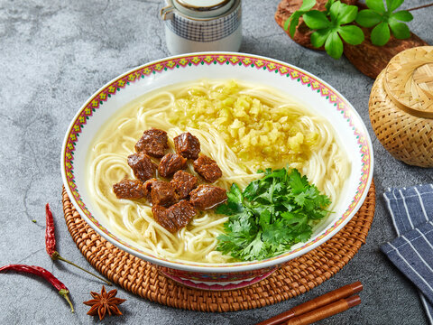 红烧牛肉面