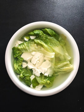 豆腐生菜汤