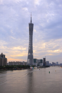 广州塔江畔美景