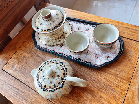 精美中式花纹茶具套装