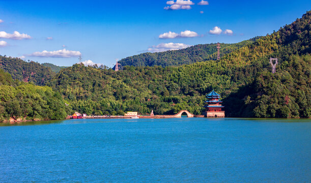 杭州市桐庐县富春江小三峡风光