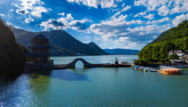 杭州市桐庐县富春江小三峡风光
