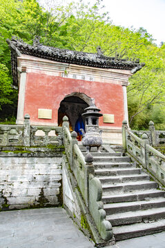 武当山古色古香的中式庙宇建筑