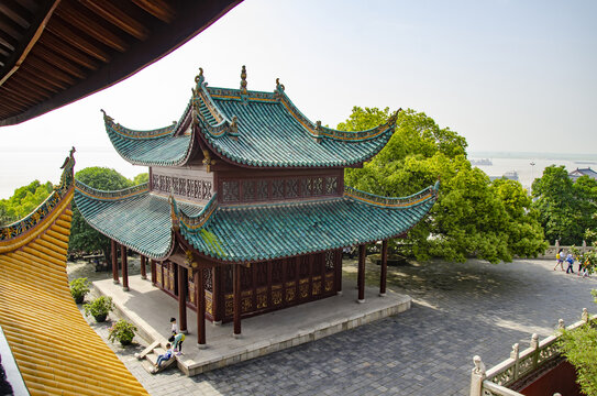 湖南岳阳楼公园中式古典亭阁景观