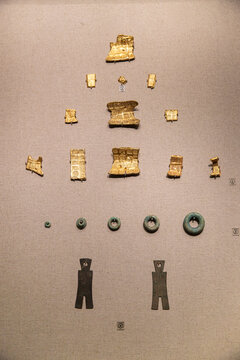 古代金铜钱币等文物展示