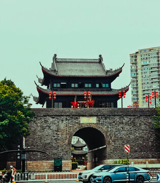 城市中的古城墙