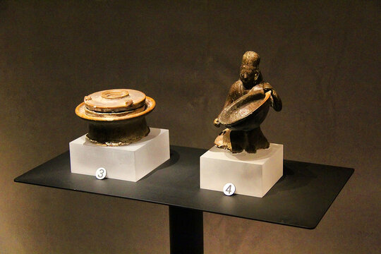 古代陶制文物珍品展示