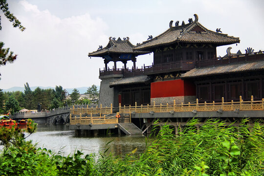 云冈石窟灵岩寺