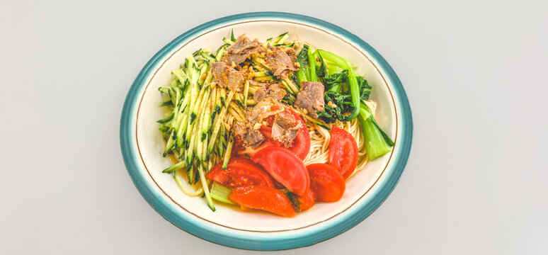 牛肉凉拌面