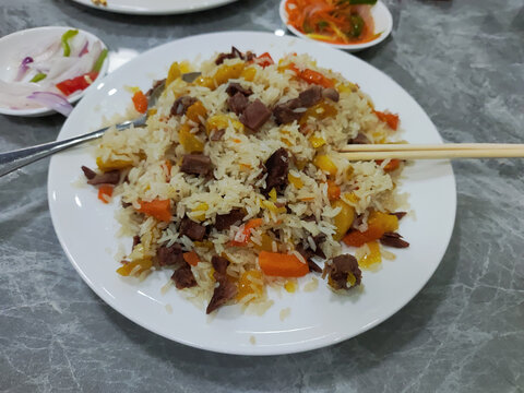 羊肉抓饭