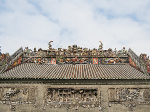 岭南建筑陈家祠建筑屋顶雕刻装饰