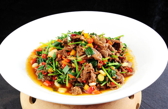 小炒黄牛肉