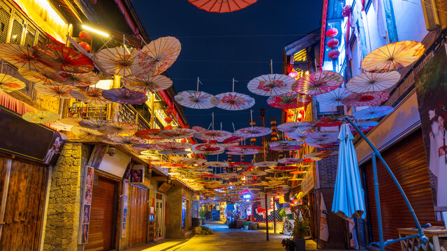古街夜景