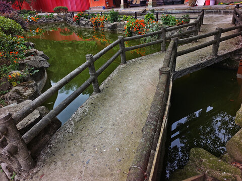 四川省自贡市荣县白云寺小桥